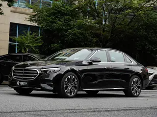 Mercedes-Benz E-Class 2024 E 350 e L Voiture extérieur photo 1 Mercedes-Benz E-Class 2024 E 350 e L Voiture extérieur photo 1