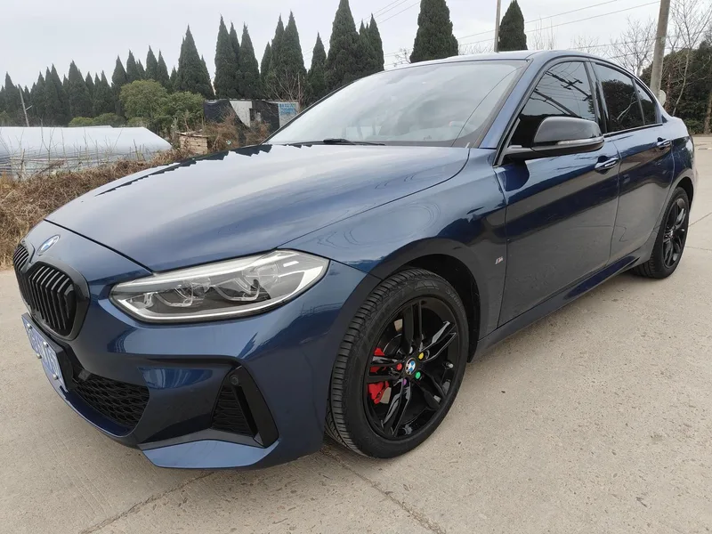 BMW 1 Series 2021 120i M Sports Obsidian Night Edition exterior photo 1 BMW 1 Series 2021 120i M Sports Obsidian Night Edition exterior photo 1