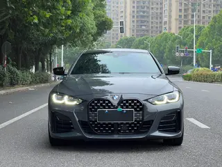 BMW 4 Series 2022 430i Gran Coupe M Set de nuit de sport extérieur photo 2 BMW 4 Series 2022 430i Gran Coupe M Set de nuit de sport extérieur photo 2