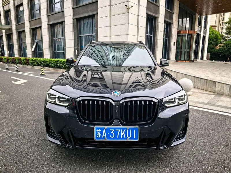 BMW X3 2022 Segundo cambio xDrive30i Tipo de lujo M Traje de noche Yao exterior foto 2 BMW X3 2022 Segundo cambio xDrive30i Tipo de lujo M Traje de noche Yao exterior foto 2