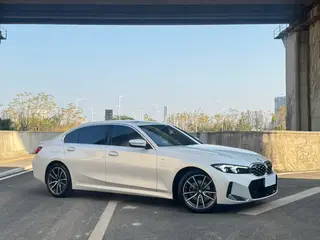 BMW 3 Series 2025 325Li M Sports suit exterior photo 3 BMW 3 Series 2025 325Li M Sports suit exterior photo 3