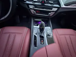 BMW 5 Series 2022 Reforma 525Li Traje de lujo interior foto 10 BMW 5 Series 2022 Reforma 525Li Traje de lujo interior foto 10