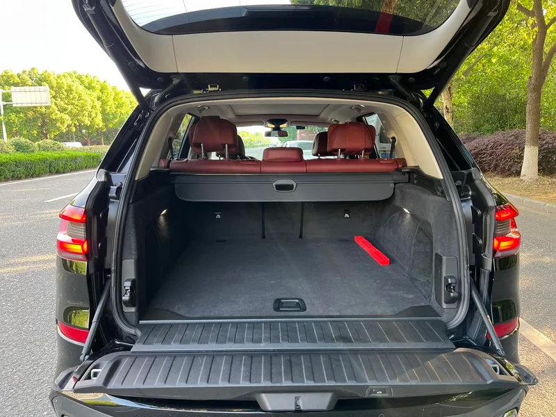BMW X5 2022 Restyling xDrive 30Li Premium Class M Sports suit interior photo 13 BMW X5 2022 Restyling xDrive 30Li Premium Class M Sports suit interior photo 13
