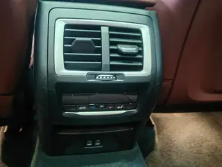BMW X3 2023 xDrive30i Leading Type M Obsidian Night Suit interior photo 9 BMW X3 2023 xDrive30i Leading Type M Obsidian Night Suit interior photo 9