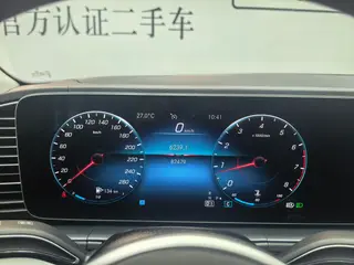 Mercedes-Benz GLE Coupe 2022 GLE 350 4MATIC coupe SUV Fashionable interior photo 13 Mercedes-Benz GLE Coupe 2022 GLE 350 4MATIC coupe SUV Fashionable interior photo 13