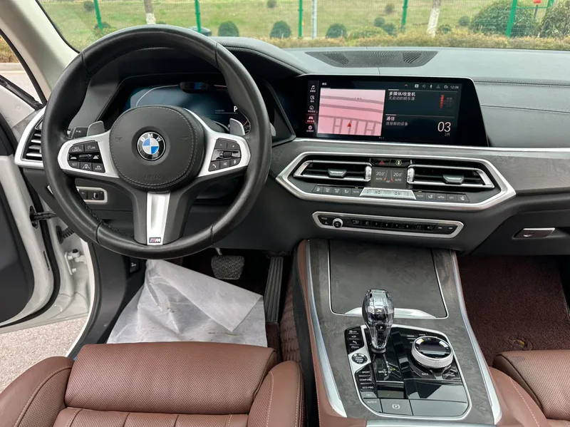 BMW X5 2022 xDrive40i Premium Class M Sports suit interior photo 11 BMW X5 2022 xDrive40i Premium Class M Sports suit interior photo 11