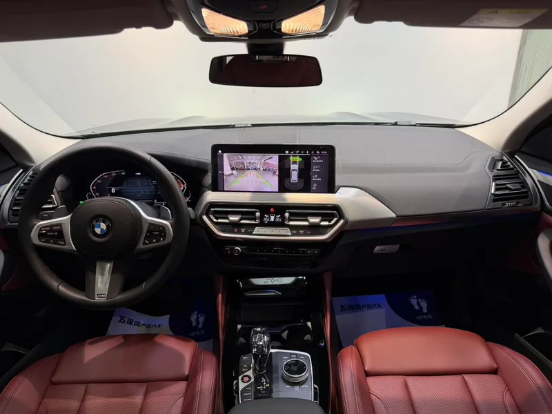 BMW X4 2022 xDrive 25i M Sports suit interior photo 15 BMW X4 2022 xDrive 25i M Sports suit interior photo 15