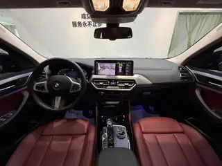 BMW X4 2022 xDrive 25i M Sports suit interior photo 16 BMW X4 2022 xDrive 25i M Sports suit interior photo 16