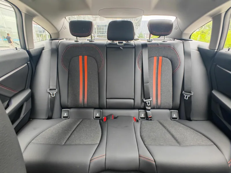 BMW 2 Series 2023 225i Four-door coupe M Sports suit exterior photo 10 BMW 2 Series 2023 225i Four-door coupe M Sports suit exterior photo 10