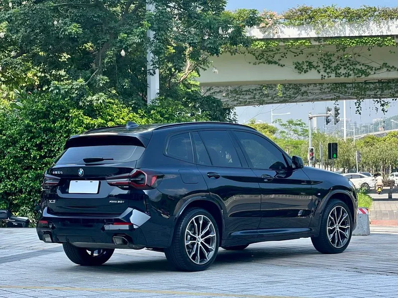 BMW X3 2023 xDrive30i Leading Type M Obsidian Night Suit exterior photo 7 BMW X3 2023 xDrive30i Leading Type M Obsidian Night Suit exterior photo 7