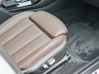 BMW X3 2022 xDrive30i Leading Type M Obsidian Night Suit interior photo 16 BMW X3 2022 xDrive30i Leading Type M Obsidian Night Suit interior photo 16