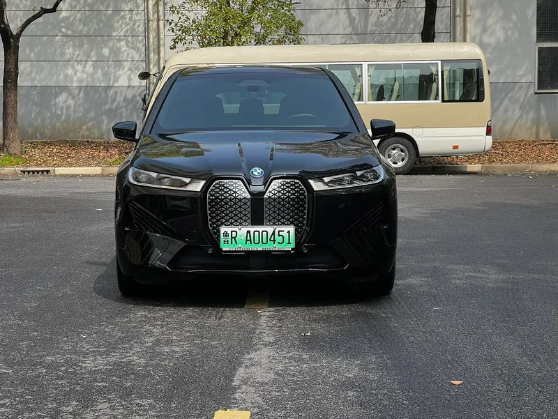 BMW iX 2022 xDrive40 exterior photo 3 BMW iX 2022 xDrive40 exterior photo 3