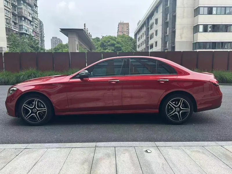 Mercedes-Benz E-Class (Imported) 2021 Restyling E 260 Deluxe Sport exterior photo 3 Mercedes-Benz E-Class (Imported) 2021 Restyling E 260 Deluxe Sport exterior photo 3