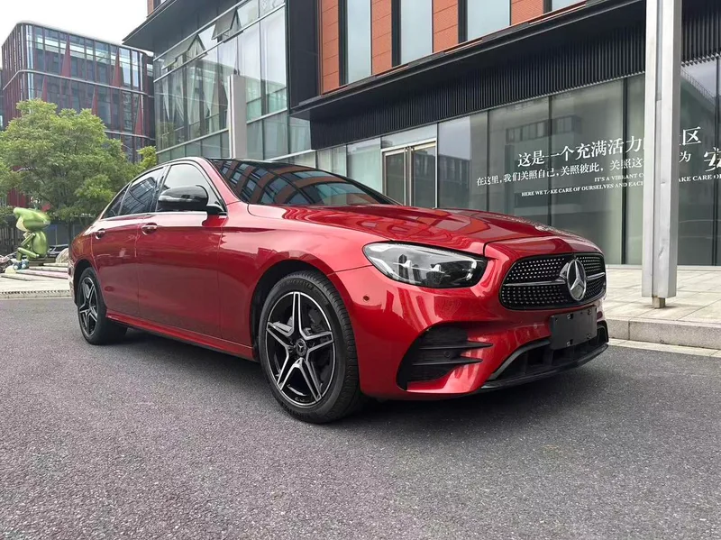 Mercedes-Benz E-Class (Imported) 2021 Restyling E 260 Deluxe Sport exterior photo 4 Mercedes-Benz E-Class (Imported) 2021 Restyling E 260 Deluxe Sport exterior photo 4