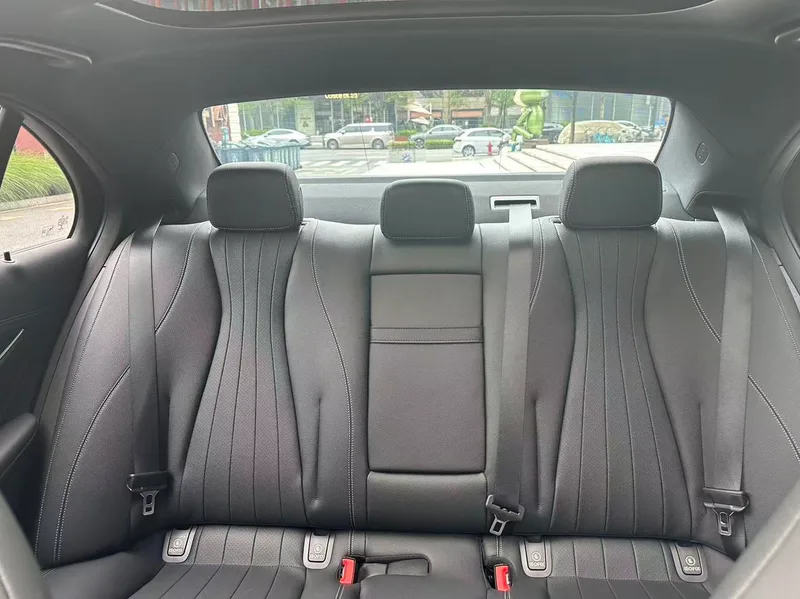 Mercedes-Benz E-Class (Imported) 2021 Restyling E 260 Deluxe Sport interior photo 8 Mercedes-Benz E-Class (Imported) 2021 Restyling E 260 Deluxe Sport interior photo 8