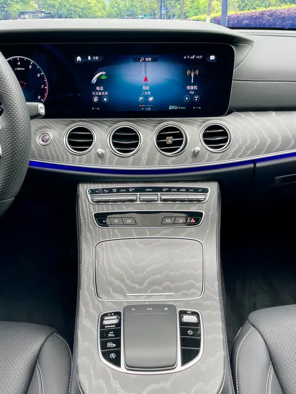 Mercedes-Benz E-Class 2022 Restyling E 300 L Fashionable sports car exterior photo 10 Mercedes-Benz E-Class 2022 Restyling E 300 L Fashionable sports car exterior photo 10