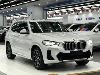 BMW X3 2022 xDrive25i M Sports suit exterior photo 3 BMW X3 2022 xDrive25i M Sports suit exterior photo 3