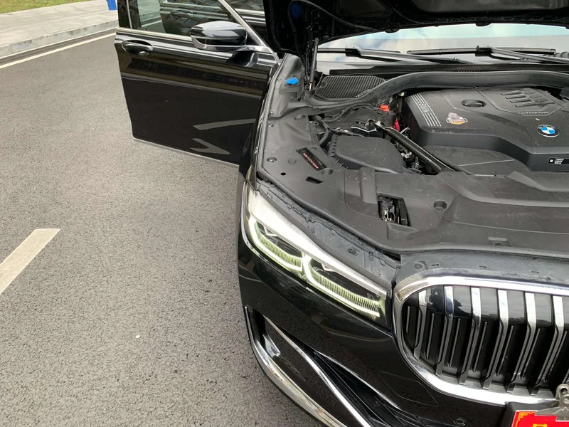 BMW 7 Series 2021 730Li Luxury Set interior photo 19 BMW 7 Series 2021 730Li Luxury Set interior photo 19