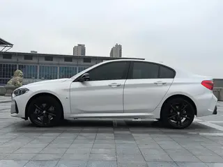 BMW 1 Series 2021 125i M Sports Obsidian Night Edition exterior photo 8 BMW 1 Series 2021 125i M Sports Obsidian Night Edition exterior photo 8