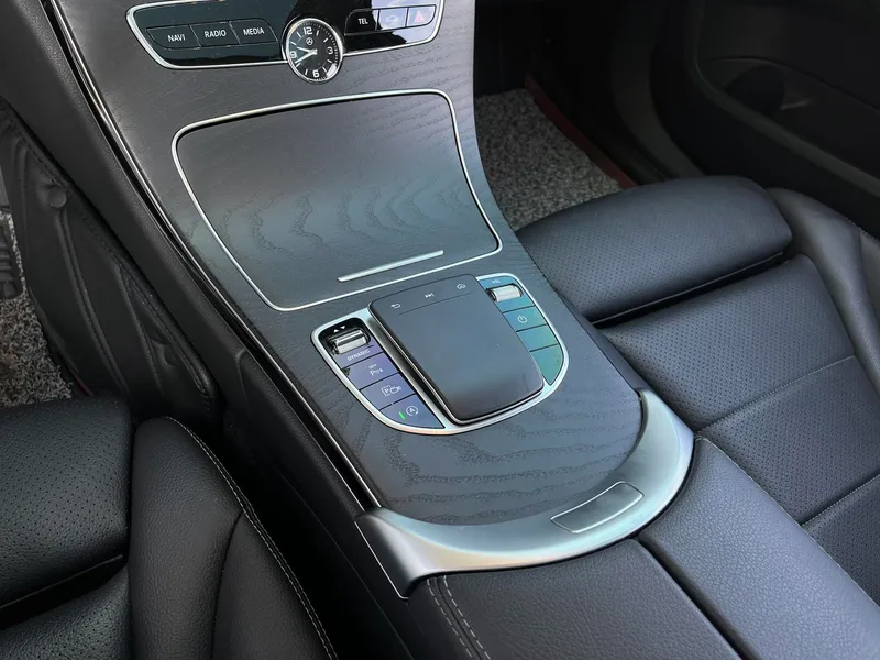 Mercedes-Benz C-Class 2020 Restyling C 260 Station wagon interior photo 10 Mercedes-Benz C-Class 2020 Restyling C 260 Station wagon interior photo 10