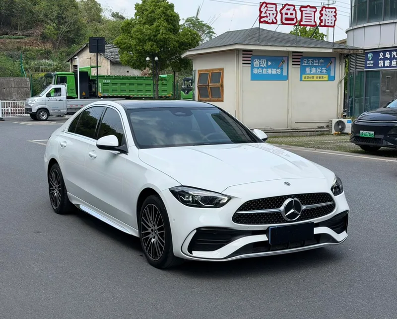 Mercedes-Benz C-Class 2023 C 260 L Sports version exterior photo 3 Mercedes-Benz C-Class 2023 C 260 L Sports version exterior photo 3
