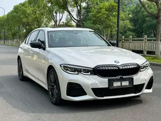 BMW 3 Series 2022 325Li M Sports Night Suit exterior photo 2 BMW 3 Series 2022 325Li M Sports Night Suit exterior photo 2