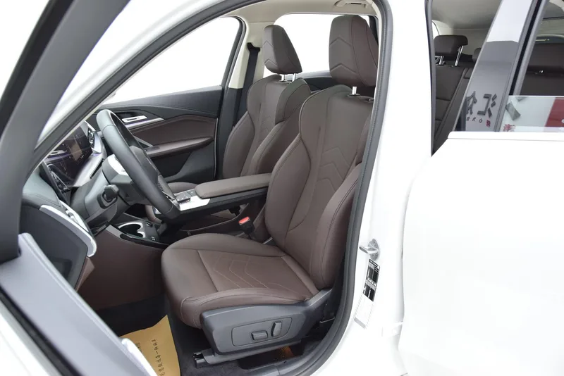 BMW X1 2025 sDrive25Li M Sports suit exterior photo 8 BMW X1 2025 sDrive25Li M Sports suit exterior photo 8