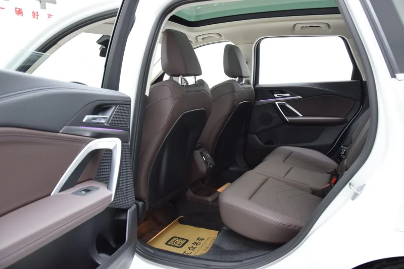 BMW X1 2025 sDrive25Li M Sports suit exterior photo 9 BMW X1 2025 sDrive25Li M Sports suit exterior photo 9