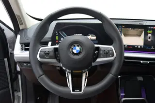 BMW X1 2025 sDrive25Li M Sports suit exterior photo 10 BMW X1 2025 sDrive25Li M Sports suit exterior photo 10