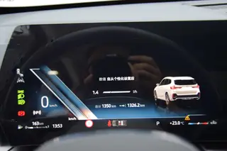 BMW X1 2025 sDrive25Li M Sports suit interior photo 12 BMW X1 2025 sDrive25Li M Sports suit interior photo 12