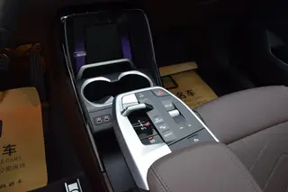 BMW X1 2025 sDrive25Li M Sports suit interior photo 15 BMW X1 2025 sDrive25Li M Sports suit interior photo 15