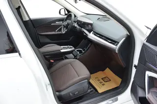 BMW X1 2025 sDrive25Li M Sports suit interior photo 17 BMW X1 2025 sDrive25Li M Sports suit interior photo 17