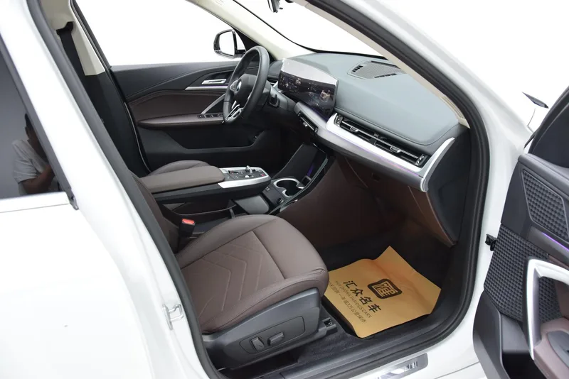 BMW X1 2025 sDrive25Li M Sports suit interior photo 17 BMW X1 2025 sDrive25Li M Sports suit interior photo 17