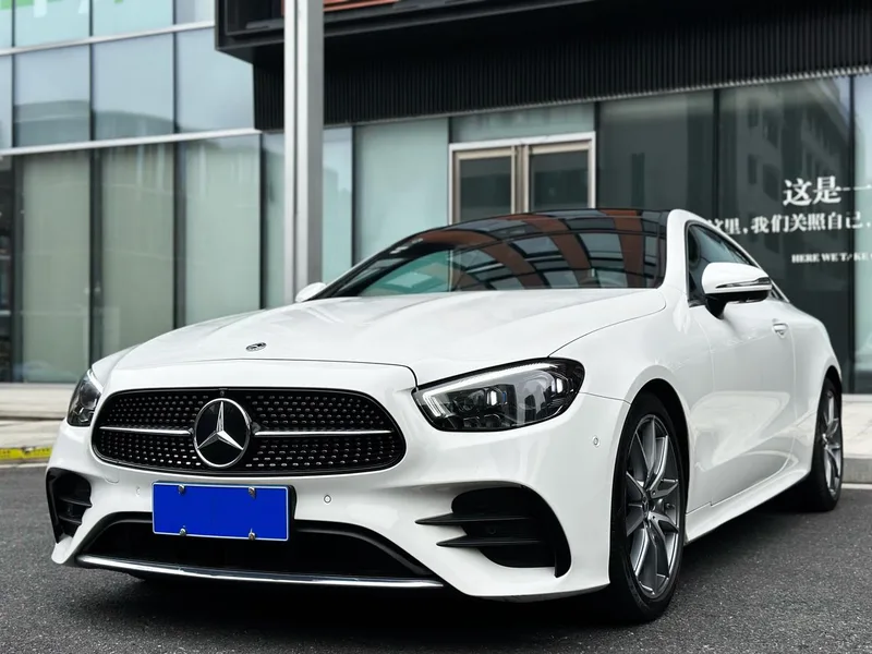 Mercedes-Benz E-Class (Imported) 2021 E 300 Coupé extérieur photo 1 Mercedes-Benz E-Class (Imported) 2021 E 300 Coupé extérieur photo 1