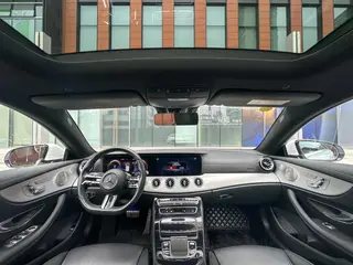 Mercedes-Benz E-Class (Imported) 2021 E 300 Coupé intérieur photo 11 Mercedes-Benz E-Class (Imported) 2021 E 300 Coupé intérieur photo 11