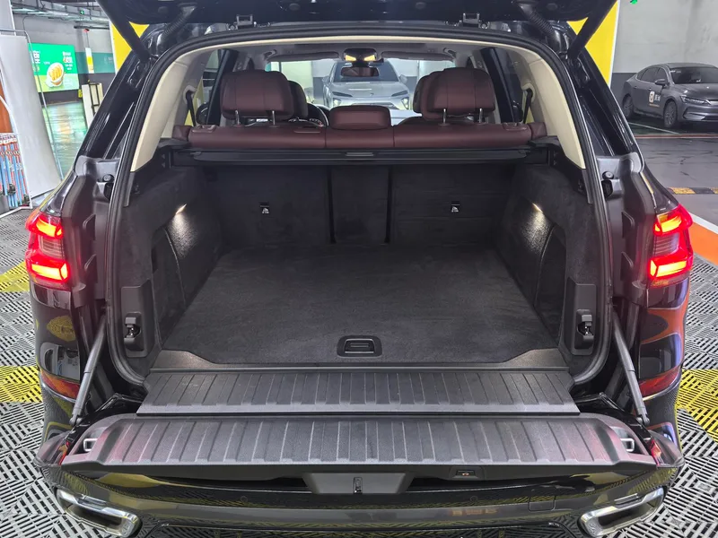 BMW X5 2022 Mise à jour xDrive 30Li M Ensemble de sport intérieur photo 14 BMW X5 2022 Mise à jour xDrive 30Li M Ensemble de sport intérieur photo 14