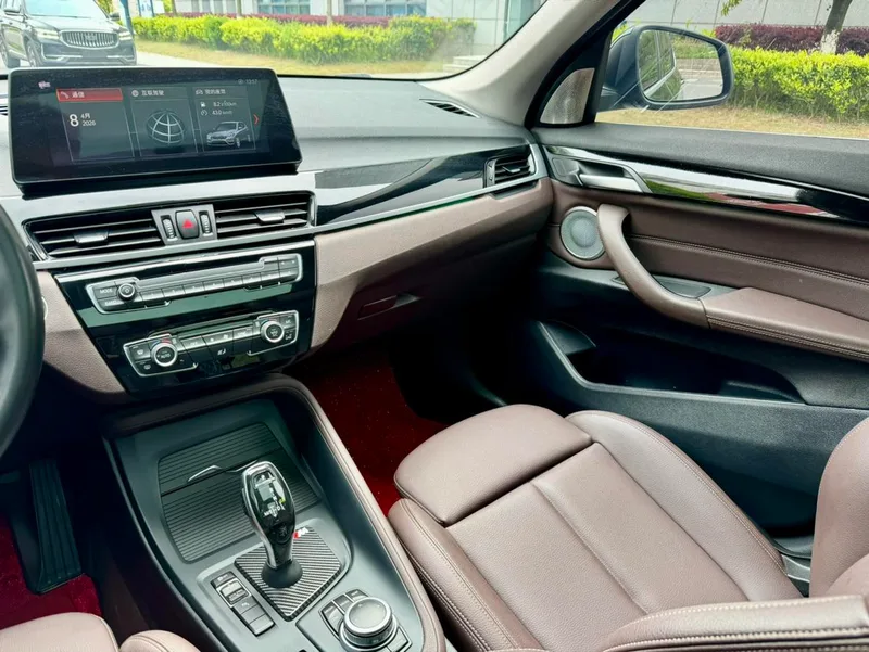 BMW X1 2022 sDrive25Li Leading Type exterior photo 7 BMW X1 2022 sDrive25Li Leading Type exterior photo 7