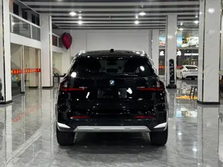 BMW X1 2025 sDrive25Li X Design Suit interior photo 13 BMW X1 2025 sDrive25Li X Design Suit interior photo 13