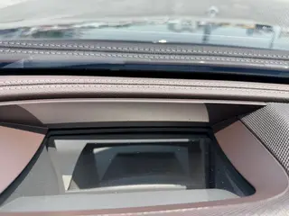 Mercedes-Benz E-Class 2022 Segundo cambio E 300 L Acabado premium Coche interior foto 14 Mercedes-Benz E-Class 2022 Segundo cambio E 300 L Acabado premium Coche interior foto 14