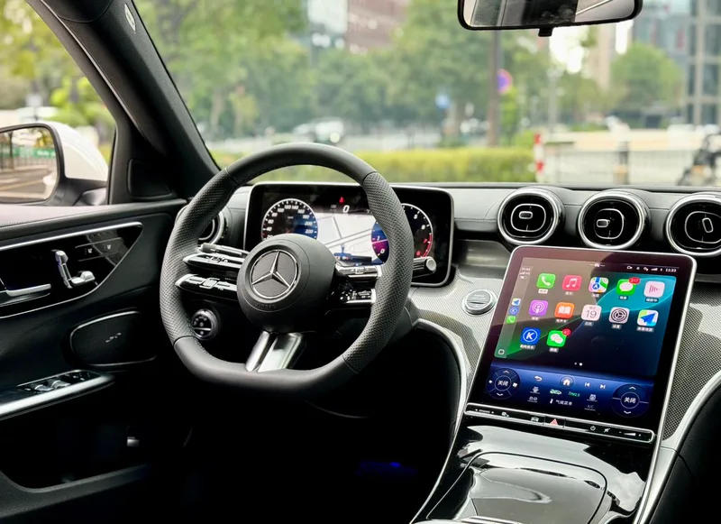 Mercedes-Benz C-Class 2023 C 260 L Sports version interior photo 6 Mercedes-Benz C-Class 2023 C 260 L Sports version interior photo 6