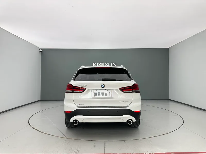 BMW X1 2022 sDrive25Li Leading Type interior photo 8 BMW X1 2022 sDrive25Li Leading Type interior photo 8