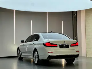BMW 5 Series 2021 530Li Premium Class Luxury Set exterior photo 4 BMW 5 Series 2021 530Li Premium Class Luxury Set exterior photo 4