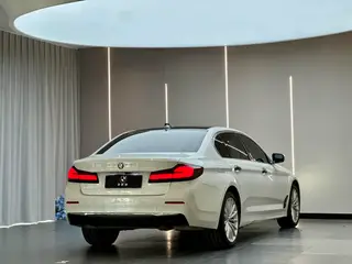 BMW 5 Series 2021 530Li Premium Class Luxury Set exterior photo 6 BMW 5 Series 2021 530Li Premium Class Luxury Set exterior photo 6