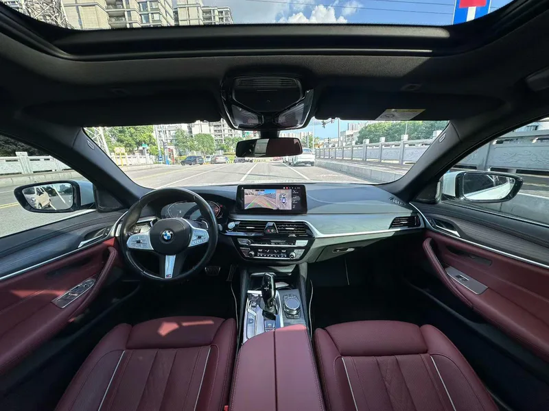 BMW 5 Series 2023 Restyling 530Li Premium Class M Sports suit exterior photo 4 BMW 5 Series 2023 Restyling 530Li Premium Class M Sports suit exterior photo 4