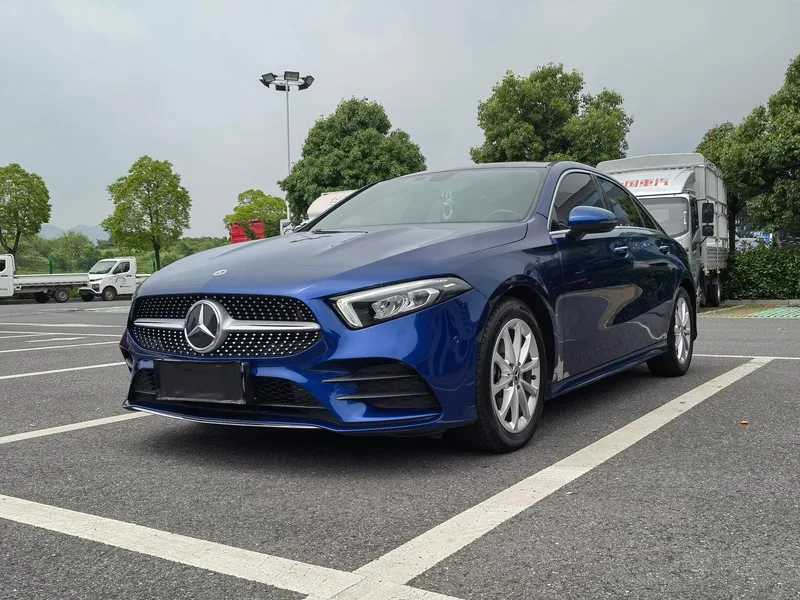 Mercedes-Benz A-Class 2022 Restyling A 200 L Sport Sedan Fashion Edition exterior photo 1 Mercedes-Benz A-Class 2022 Restyling A 200 L Sport Sedan Fashion Edition exterior photo 1