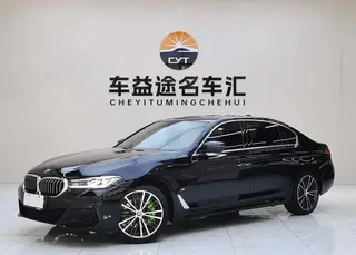 BMW 5 Series 2022 530Li Leader M Ensemble de sport extérieur photo 1 BMW 5 Series 2022 530Li Leader M Ensemble de sport extérieur photo 1