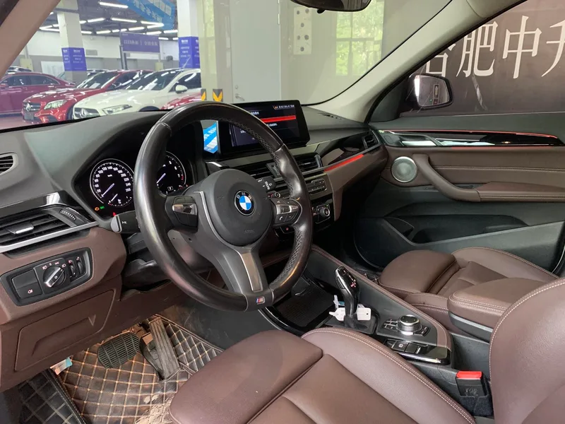 BMW X1 2022 sDrive20Li Premium Class interior photo 18 BMW X1 2022 sDrive20Li Premium Class interior photo 18