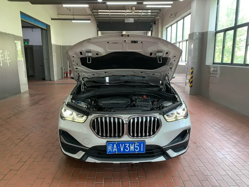 BMW X1 2022 sDrive20Li Premium Class interior photo 20 BMW X1 2022 sDrive20Li Premium Class interior photo 20