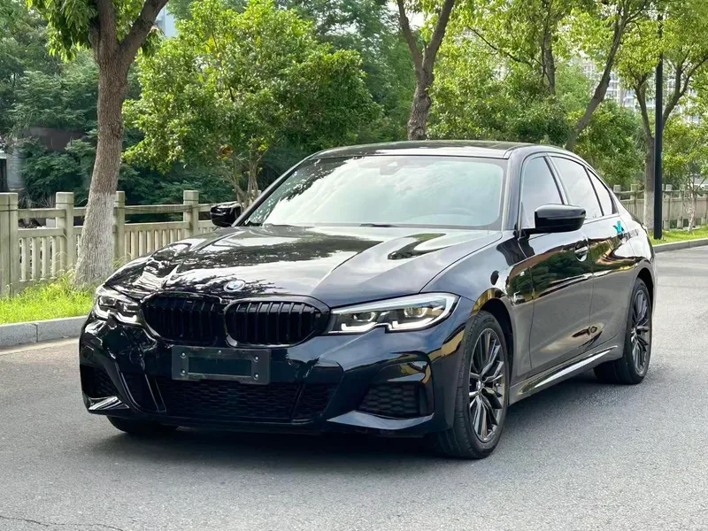 BMW 3 Series 2022 Restyling 325Li M Sports Night Suit exterior photo 1 BMW 3 Series 2022 Restyling 325Li M Sports Night Suit exterior photo 1