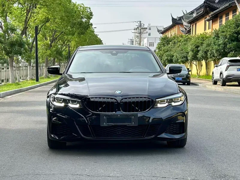BMW 3 Series 2022 Restyling 325Li M Sports Night Suit exterior photo 2 BMW 3 Series 2022 Restyling 325Li M Sports Night Suit exterior photo 2
